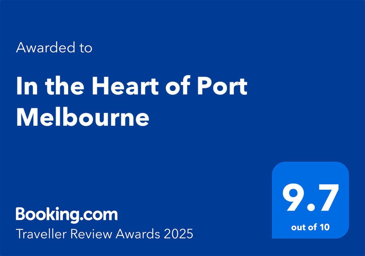 In The Heart Of Port Melbourne Apartment Bagian luar foto